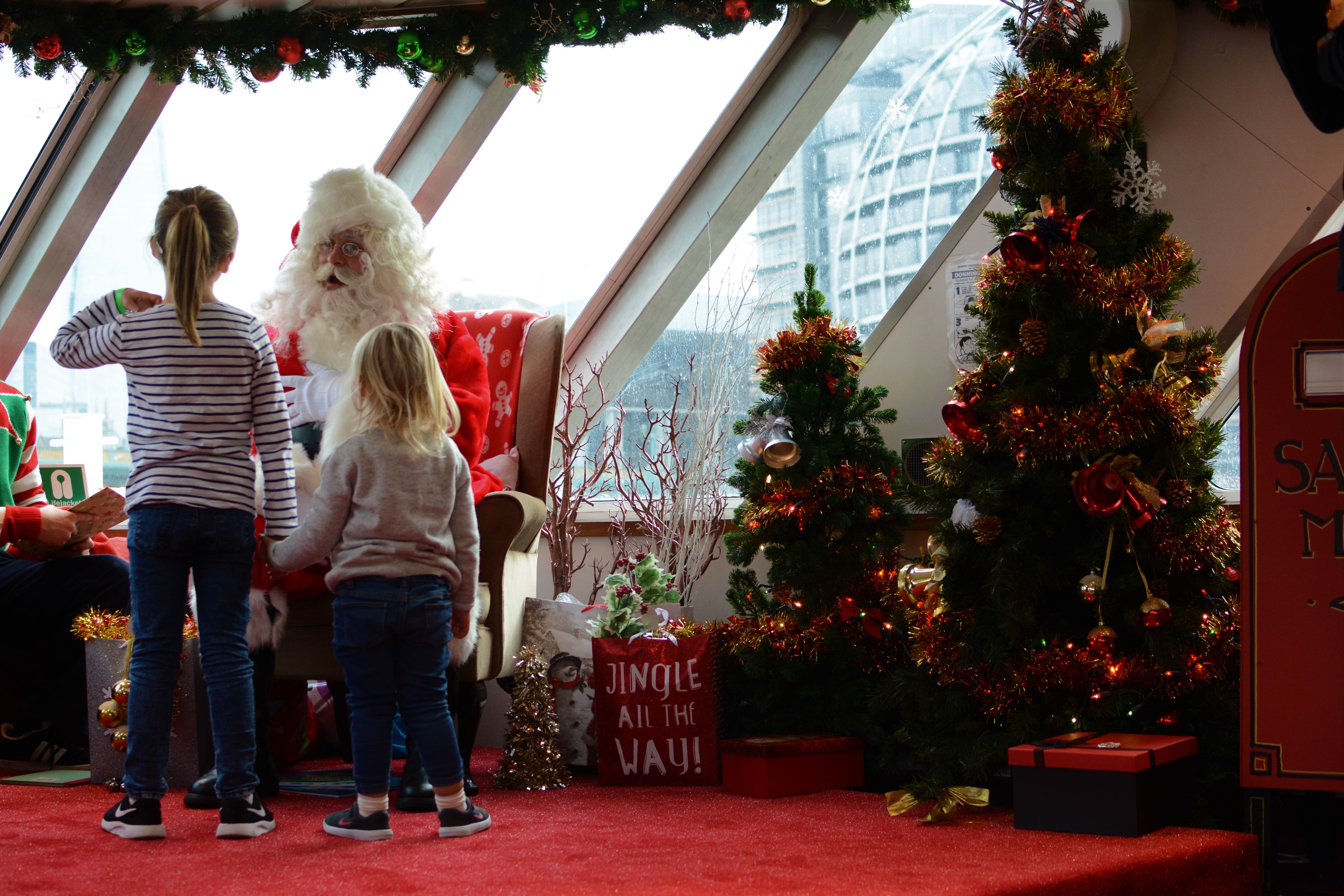 SAIL WITH SANTA ON THE THAMES WITH RIVER CRUISES